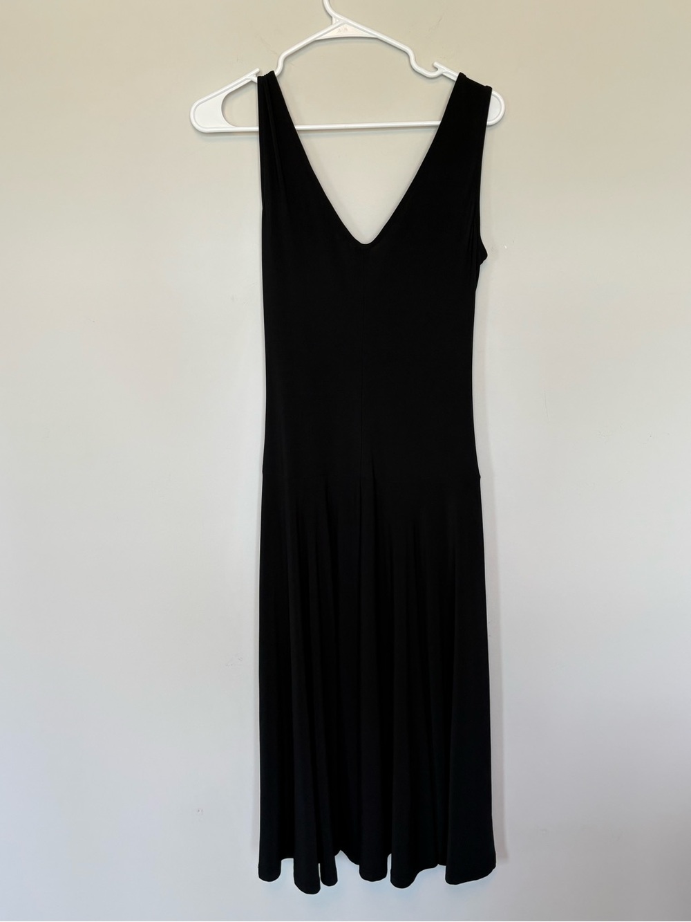Chaps Black V-Neck Fit and Flare Midi Dress Silver Ring Accent Size Medium - Picture 5 of 8